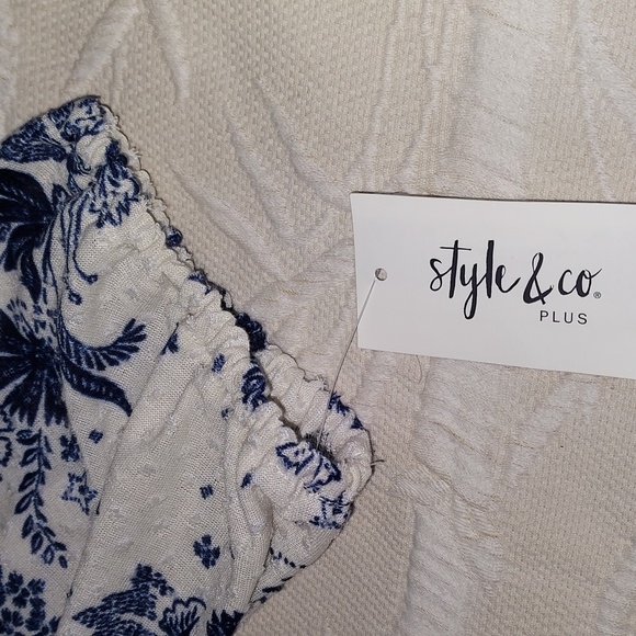 Style & Co Blouse NWT - Picture 6 of 9